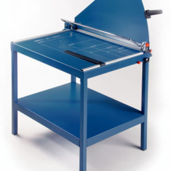 Bastidor inferior opcional con repisa para cizalla Dahle 519
